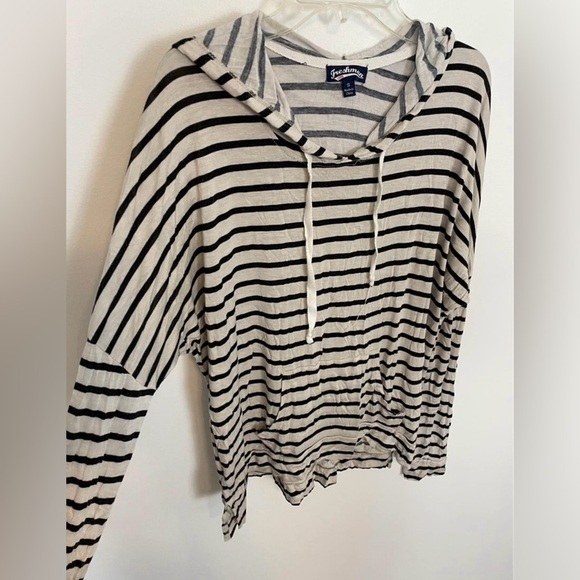 Freshman Lightweight Top - Picture 2 of 4